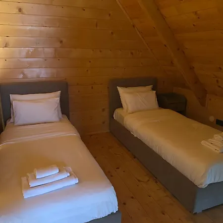 Villa Imanje Savcic *