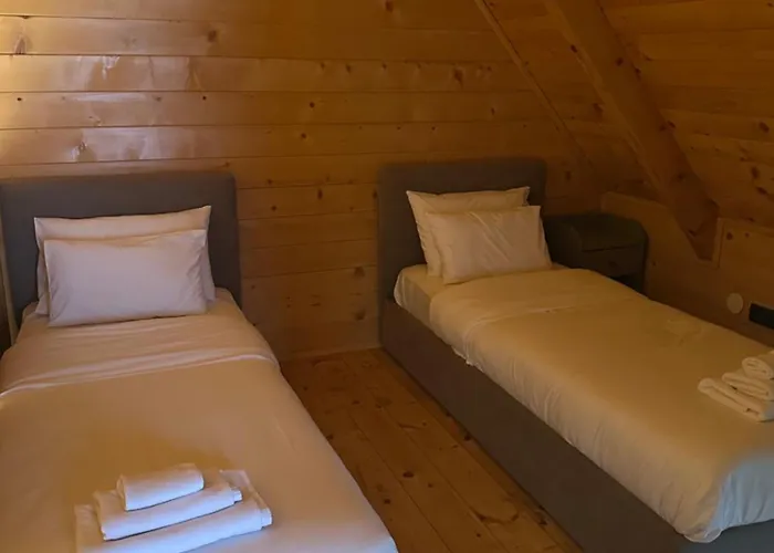 Villa Imanje Savcic *