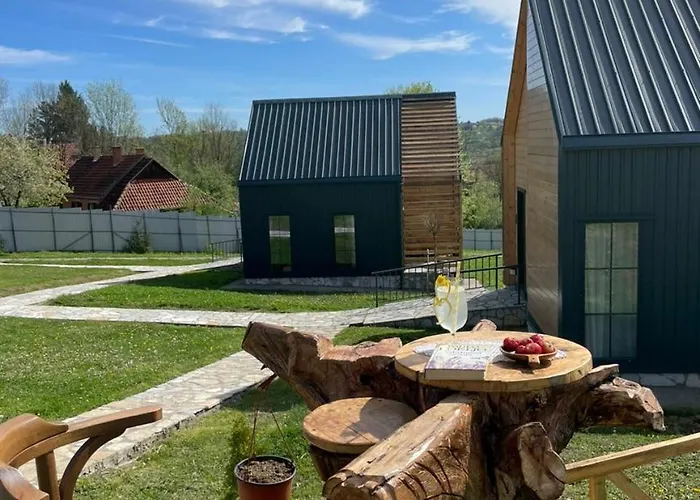 Imanje Savcic Villa *